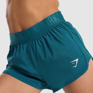 Gymshark Loose Fit Training Shorts size M Teal color